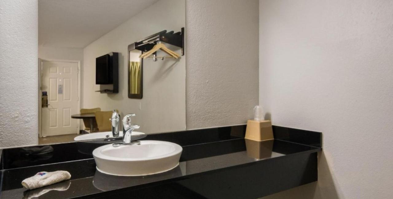 Motel 6 Irving - Loop 12 Esterno foto