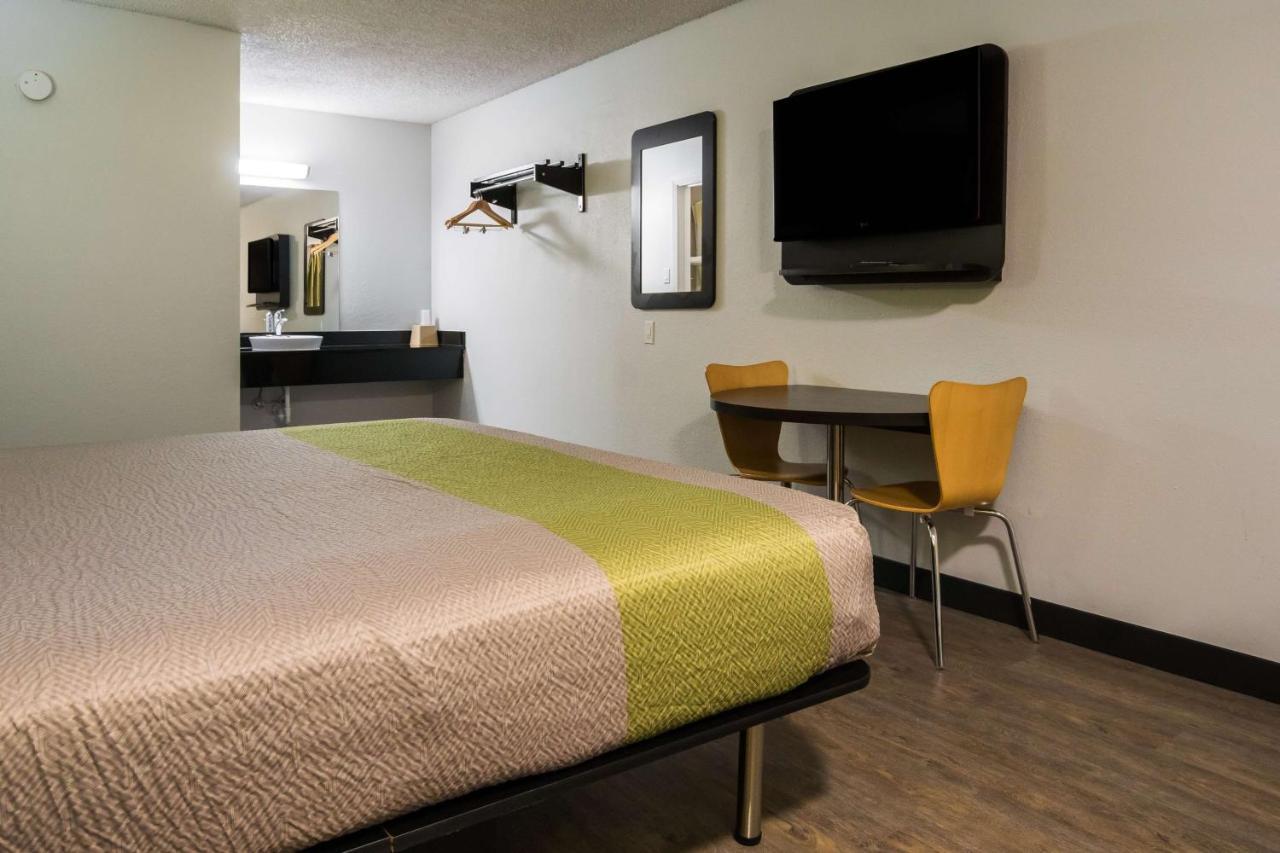 Motel 6 Irving - Loop 12 Esterno foto